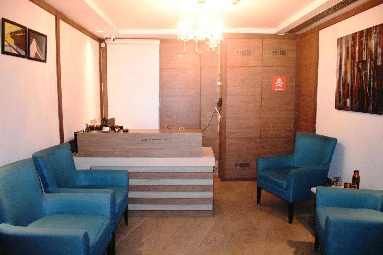 Lemonwood Suites By F9 Hotels - Trivoli Garden Chhatarpur New Delhi Exteriör bild