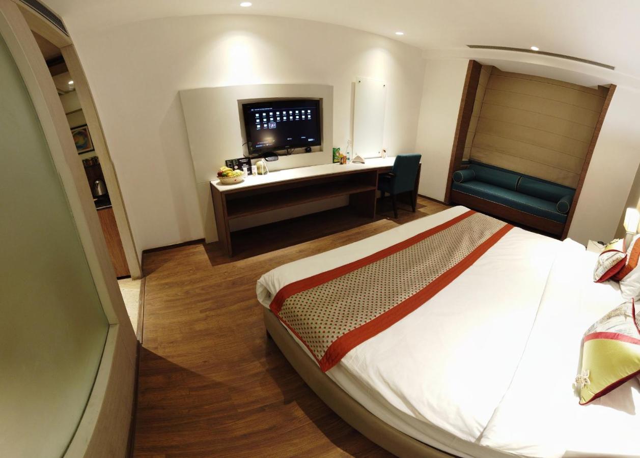 Lemonwood Suites By F9 Hotels - Trivoli Garden Chhatarpur New Delhi Exteriör bild