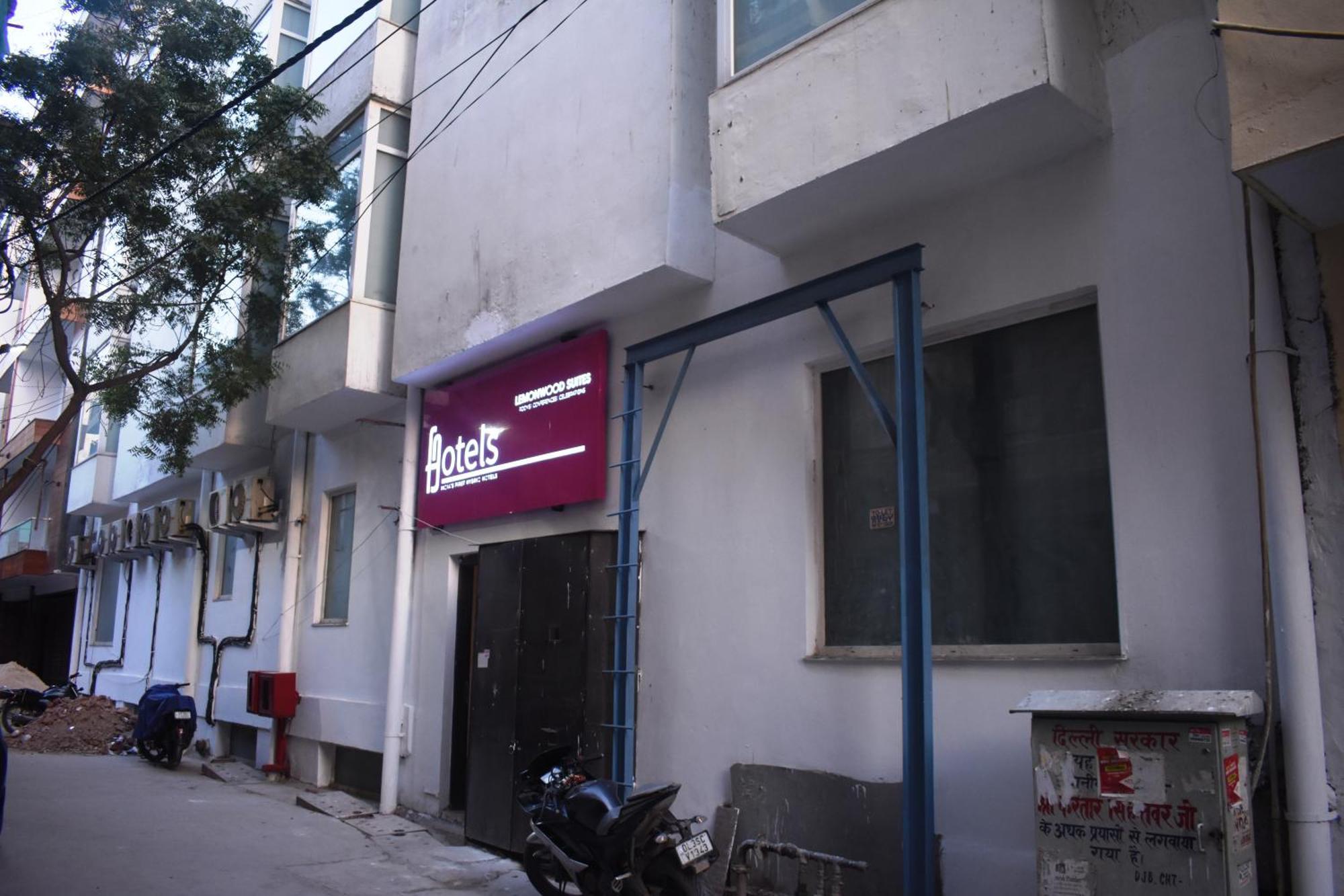Lemonwood Suites By F9 Hotels - Trivoli Garden Chhatarpur New Delhi Exteriör bild