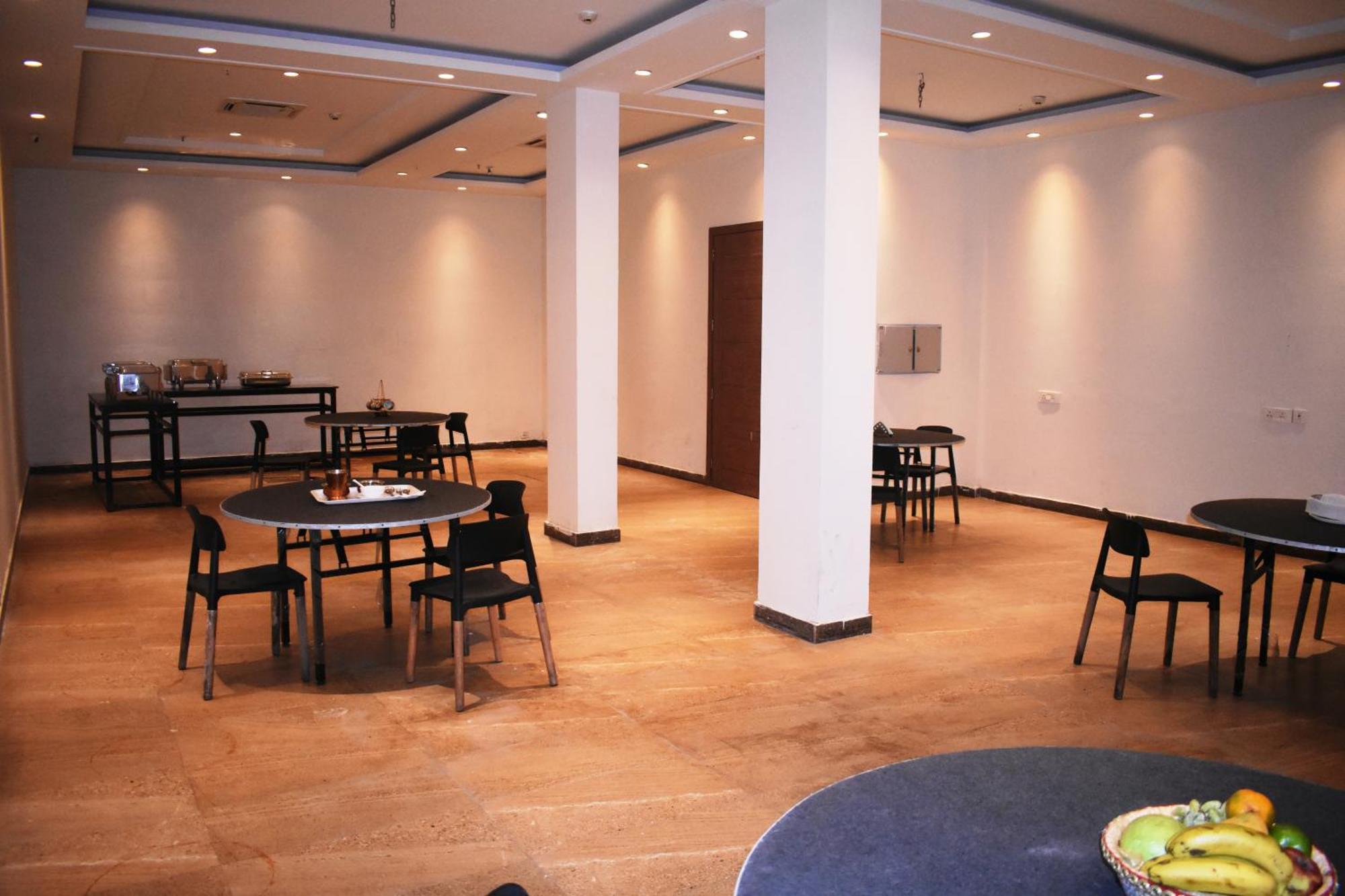 Lemonwood Suites By F9 Hotels - Trivoli Garden Chhatarpur New Delhi Exteriör bild