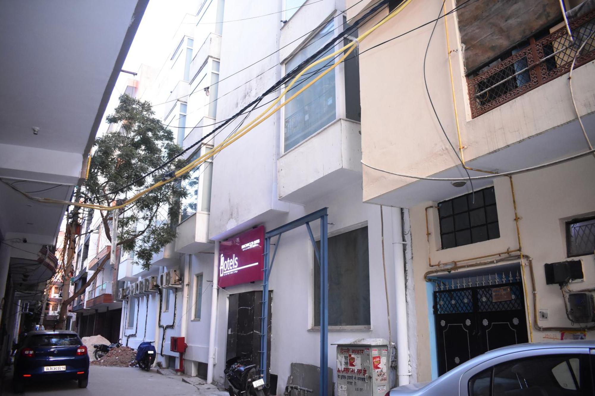 Lemonwood Suites By F9 Hotels - Trivoli Garden Chhatarpur New Delhi Exteriör bild
